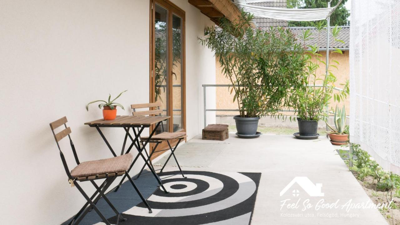 'Feel So Good' Apartment Göd Esterno foto